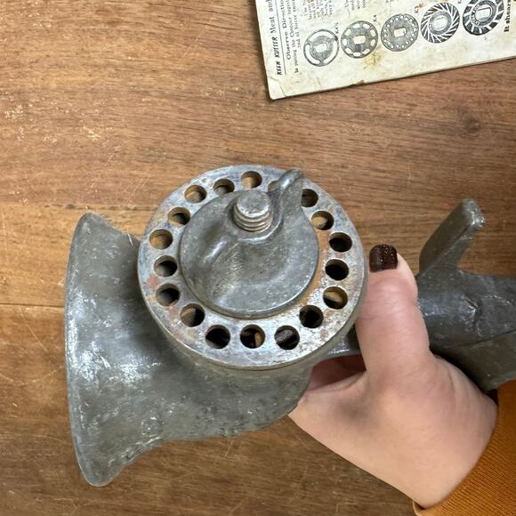 Keen Kutter Meat & Food Chopper with original‎ Booklet Shapleigh Hardware STL Mo - Picture 8 of 11